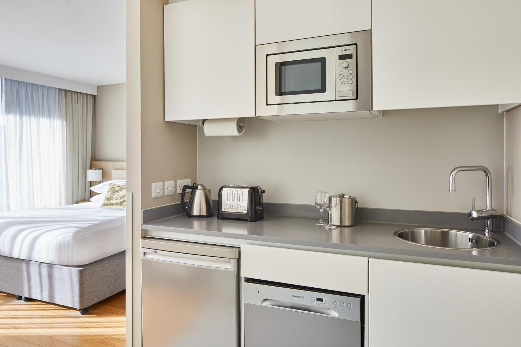 By Marriott Hotel Edinburgh