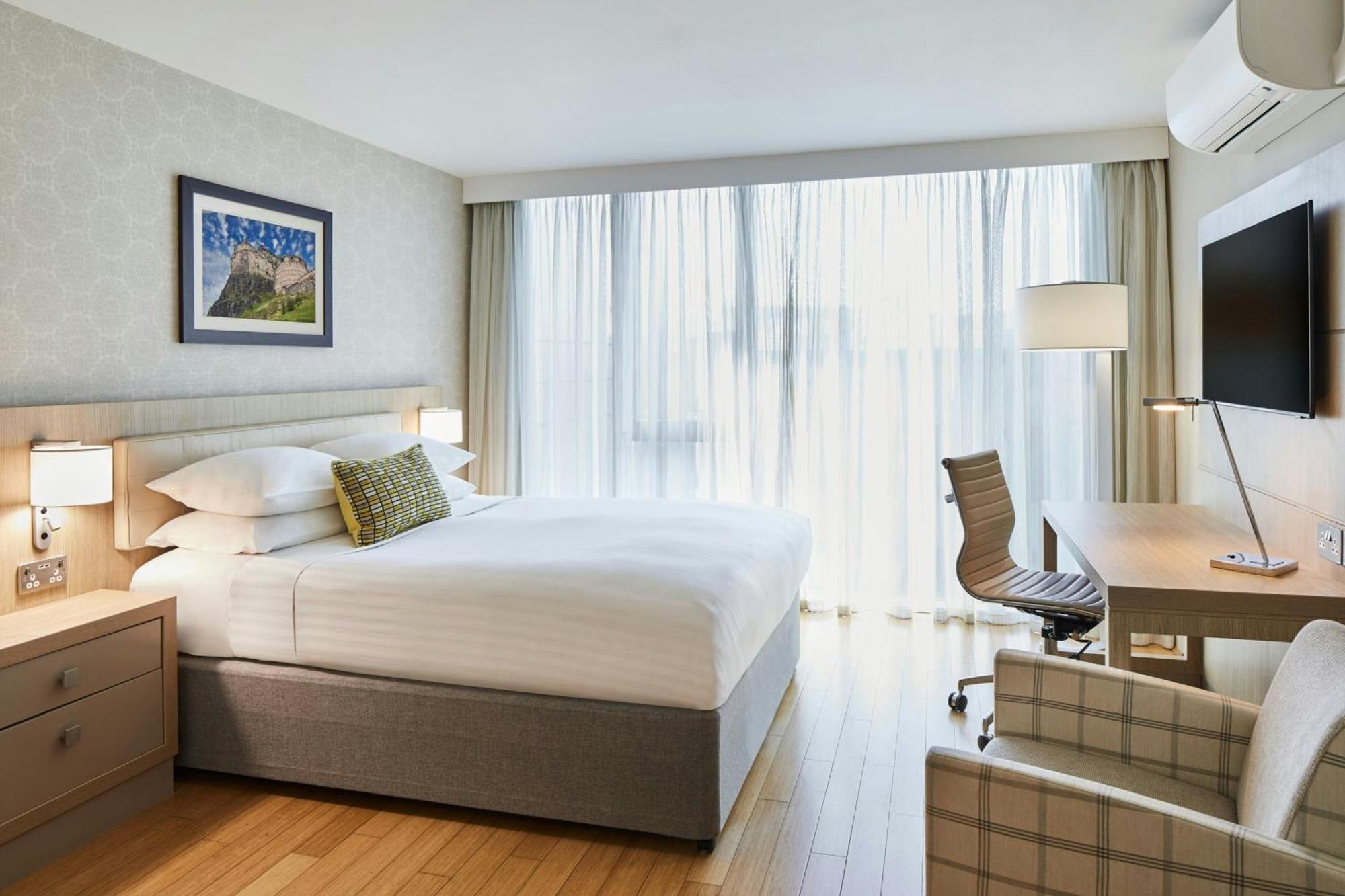 Hotel By Marriott